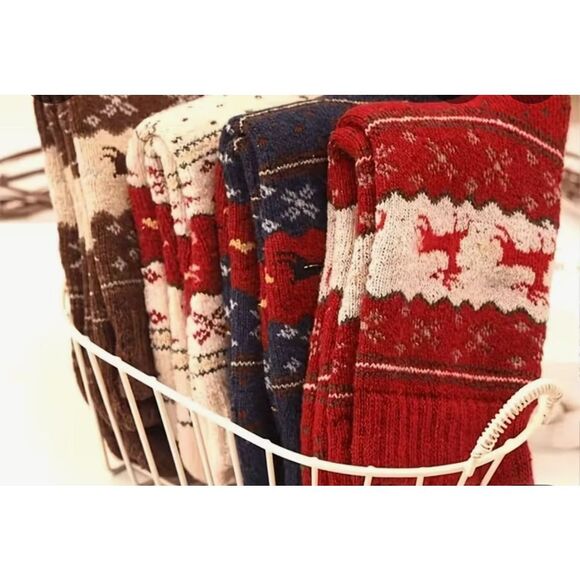 Novelty Christmas Reindeer Winter Socks Set of 5 - Picture 4 of 10